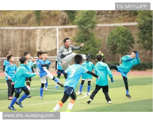 足球刘成:从草根球员到职业联赛的奋斗与荣耀之路 足球刘成:从草根球员到职业联赛的奋斗与荣耀之路